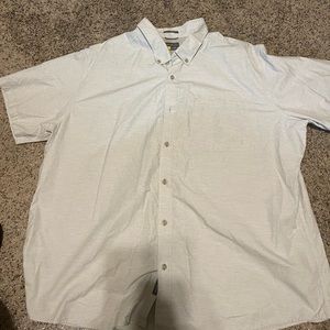 Eddie Bauer classic fit button down shirt sleeved fishing shirt